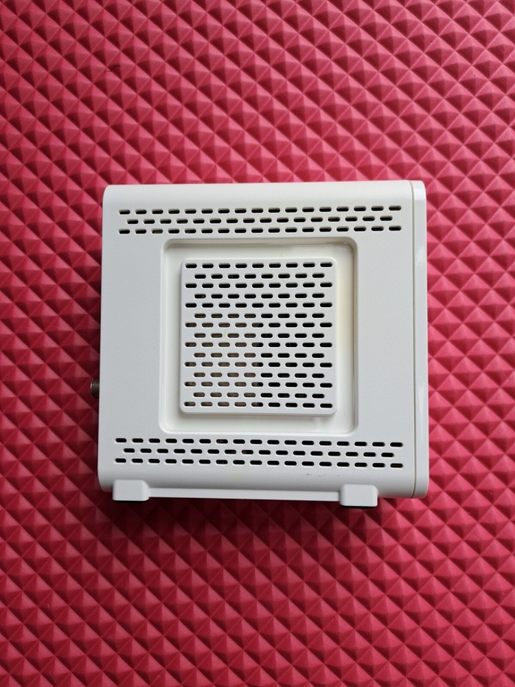 ARRIS SURFboard SB6190 DOCSIS 3.0 Cable Modem WHITE USED