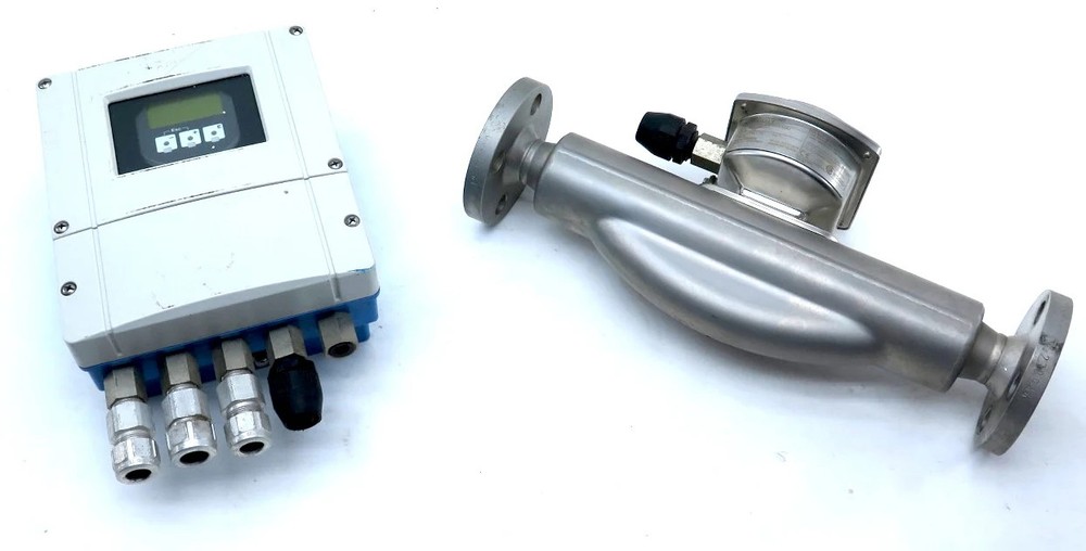 Endress + Hauser 83F25-AABSBARCB2A2 Flow Meter 1" & Transmitter Matching No.