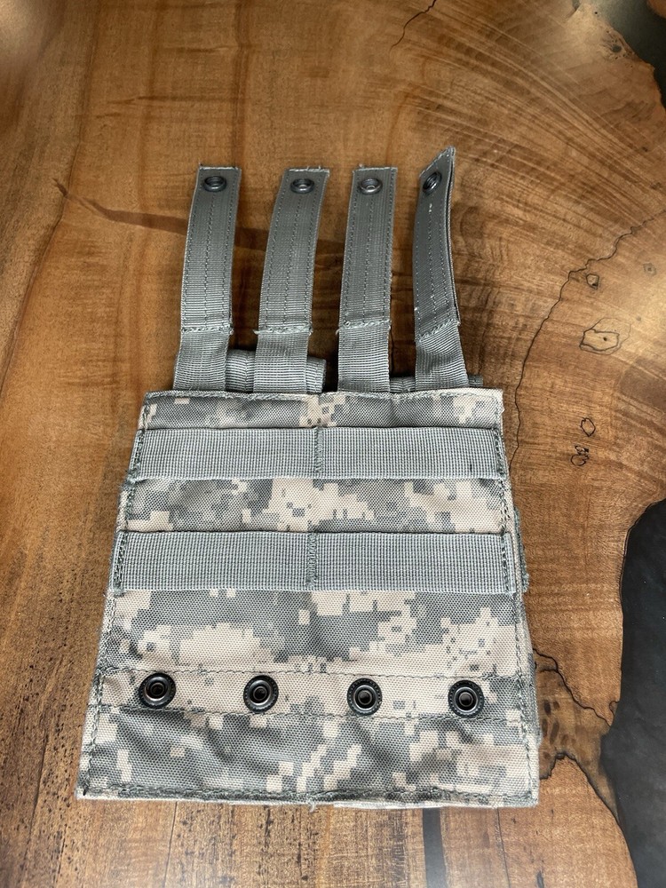 Two MAG POUCH MOLLE II US Army