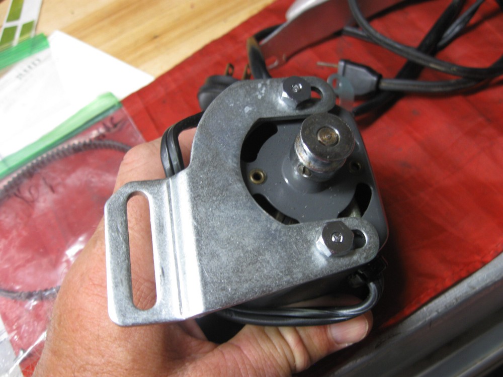 White 167 Sewing Machine Motor Light Socket On/Off Switch Vintage