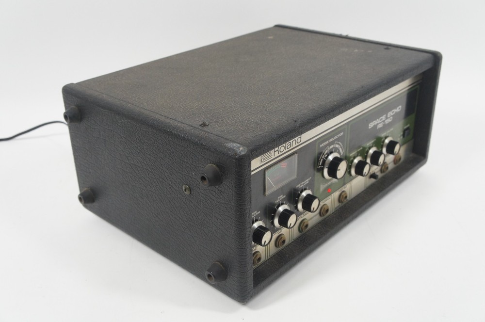 Roland RE-150 SPACE ECHO ANALOG TAPE ECHO DELAY EFFECT