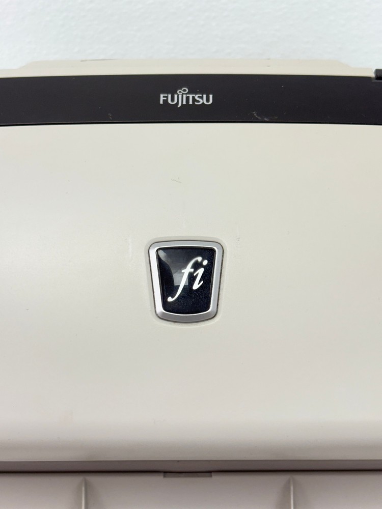 PRE OWNED | Fujitsu fi-6130 Duplex Document Scanner Only - White No Pwr Adapter