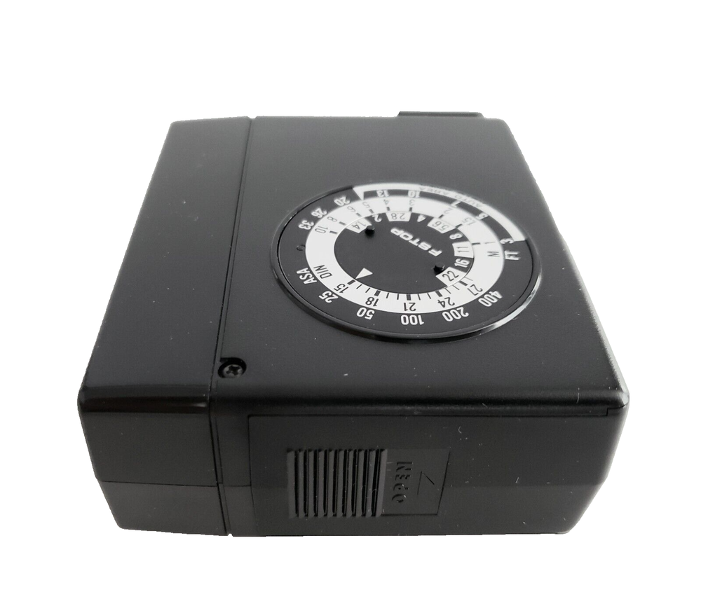 Vintage SOLIGOR MK3A Electronic Computerized Flash - Works w any Hot Shoe Camera