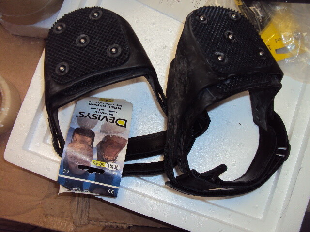 DEVISYS K1INT-XXL Heel Traction Aid, Heel, Stud, 14+, PR