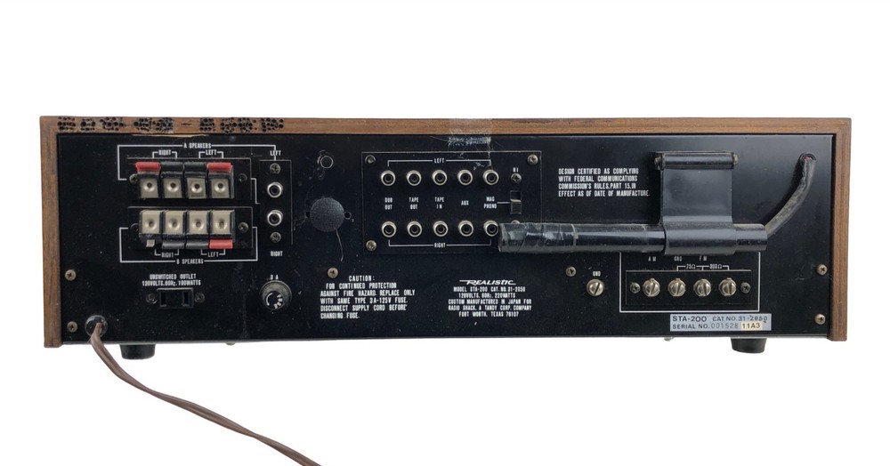 Vintage Realistic STA-200 Black Face Stereo Receiver Powers On Untested