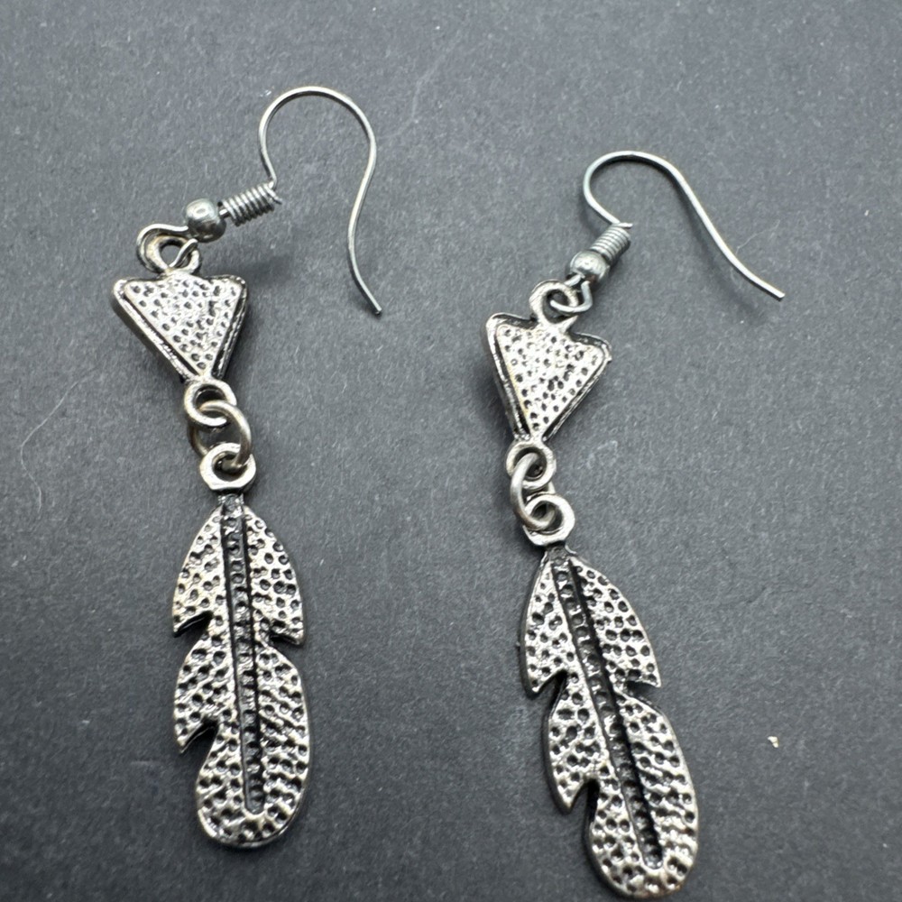 Native Inspired Dangle Drop 2.5” Earrings Silver Tone Red Stone Feather