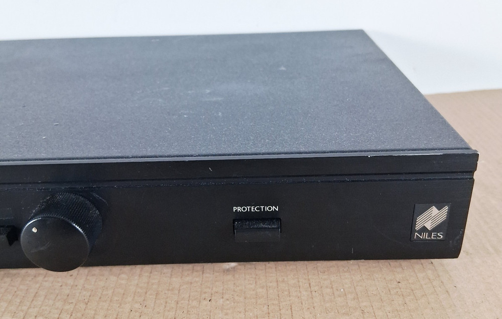 Niles SVL-4 Speaker Selector Switcher Volume Controller System 4 Pairs Not Test