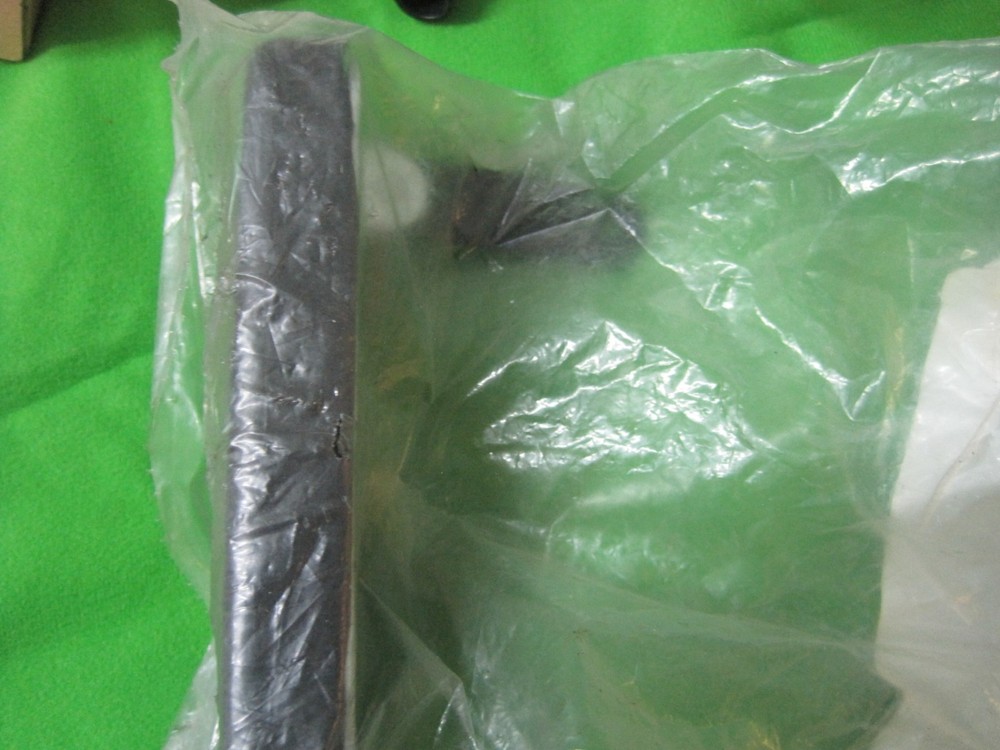 FREIGHTLINER Upper Door Latch, LH   AA670