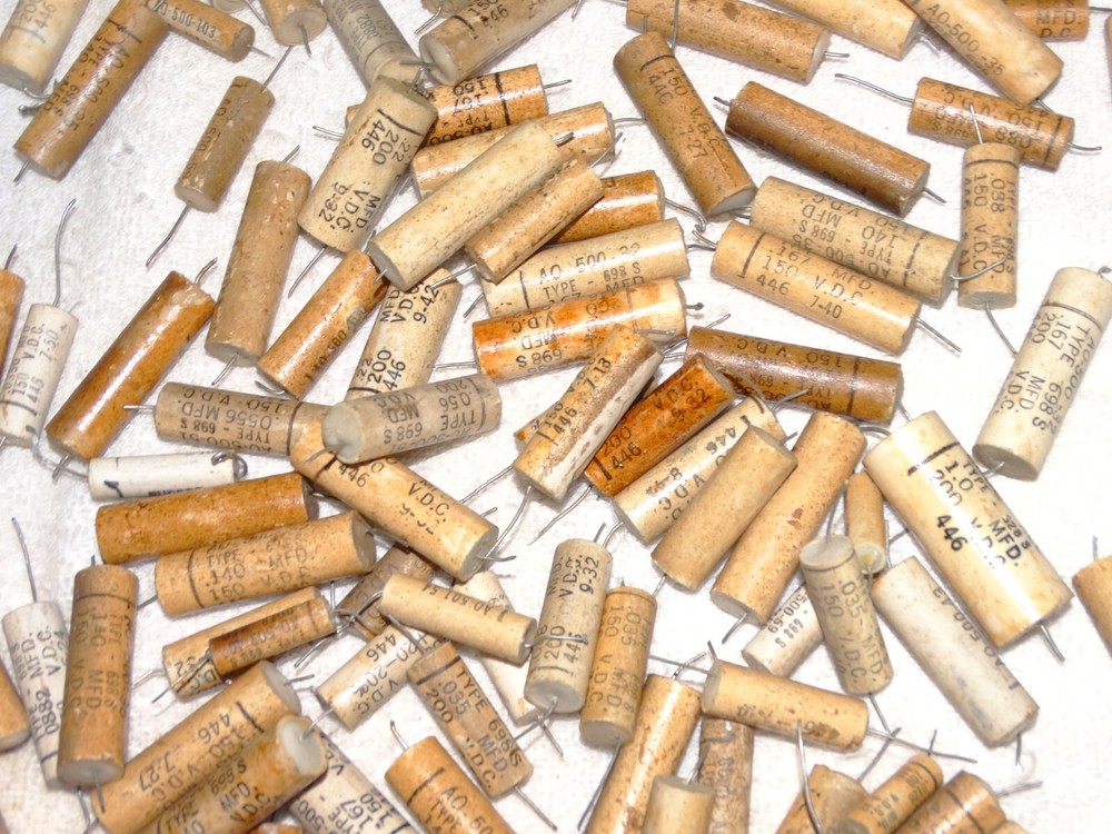 100 - Vintage 1950's Ceramic Capacitor Pulls 100-150-200 vdc #17