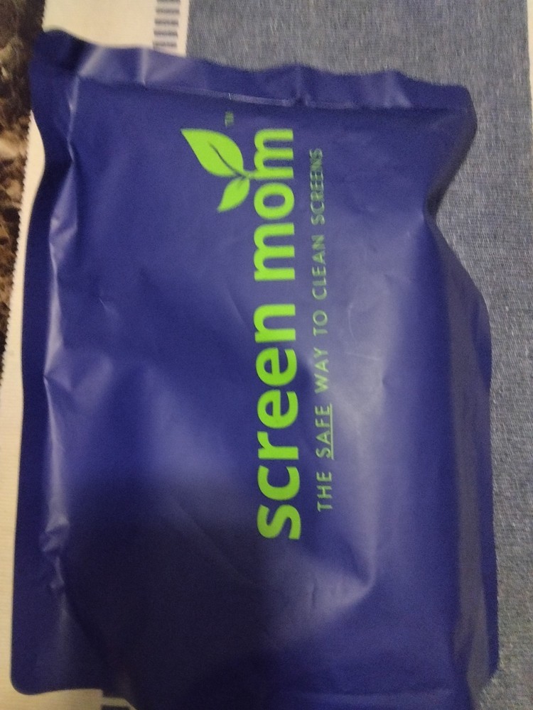 Screen Mom Screen cleaner kit