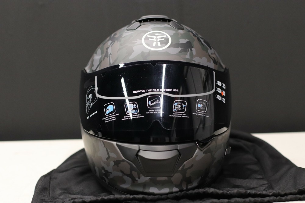 FAMOUS HELMETS PRO - DOT CERTIFIED........... CAMOUFLAGE *M* Medium