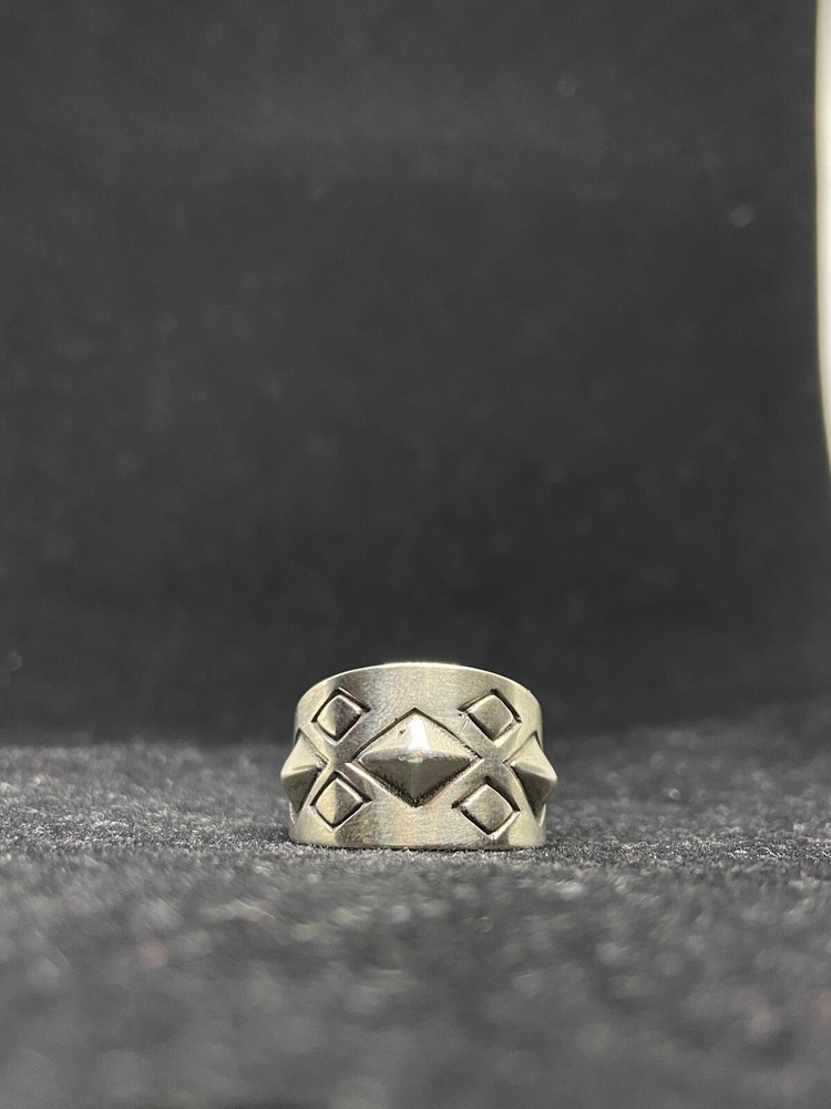 Native Navajo plain Sterling Silver Diamond Shaped band Ring Size 10.5