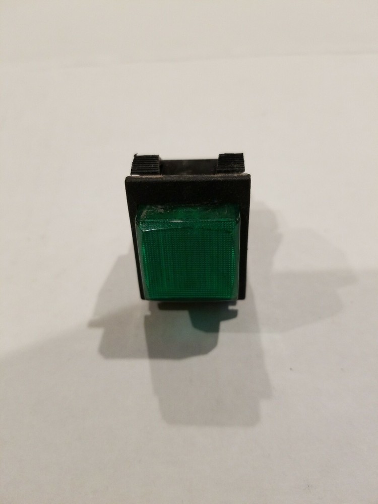 CECILWARE L455A Push button green square