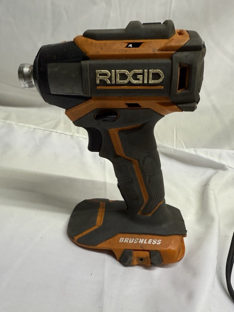 RIDGID Brushless Cordless Impact Driver Kit