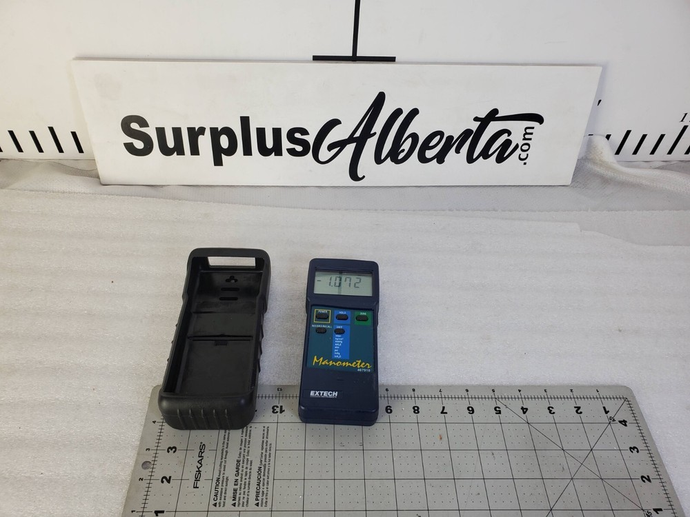 EXTECH 407910 Digital Manometer