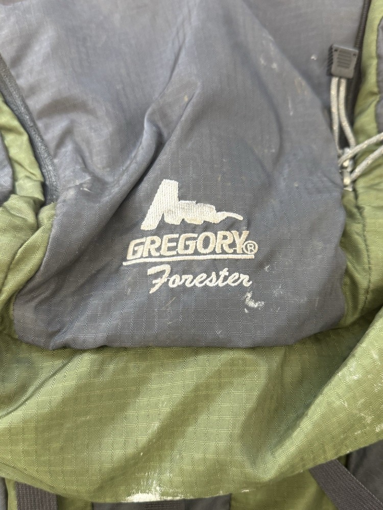 Vintage Gregory Forester Hiking Camping Backpack Size M Green