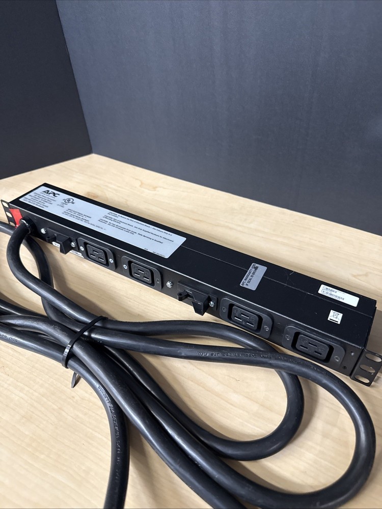 APC AP9570 PDU Rack Power Distribution Unit