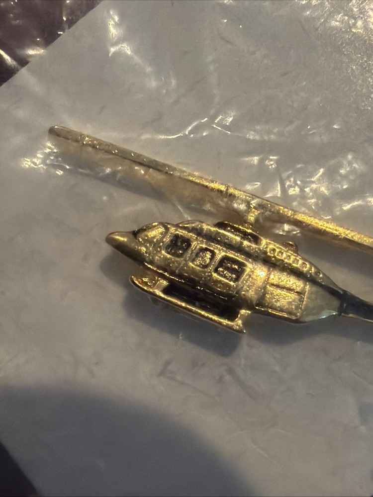 HELICOPTER Pin