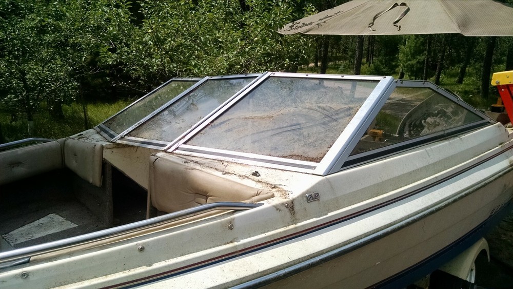 Bayliner Capri Windshield & Side Glass Sections Available READ FULL DESCRIPTION