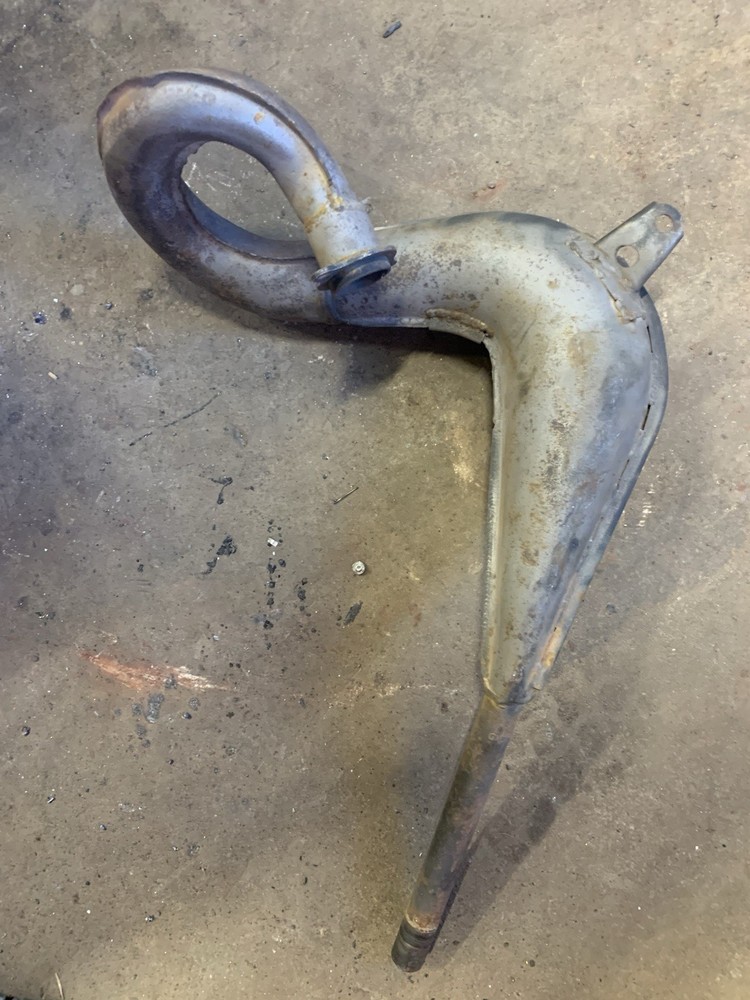 1984 Cr60 exhaust pipe