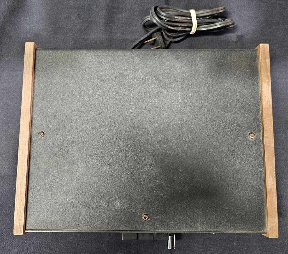 SAE Model 5000A Impulse Noise Reduction System - Tested Powers On