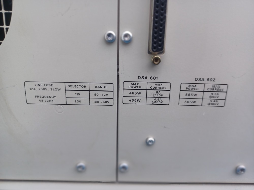TEKTRONICS DSA 602 DIGITIZING SIGNAL ANALYZER