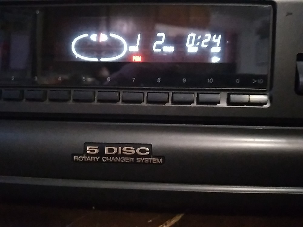 Technics #SL-PD688 5 Disc CD Player