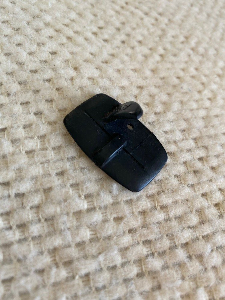 Vintage Bear Plastic Flipper Rest