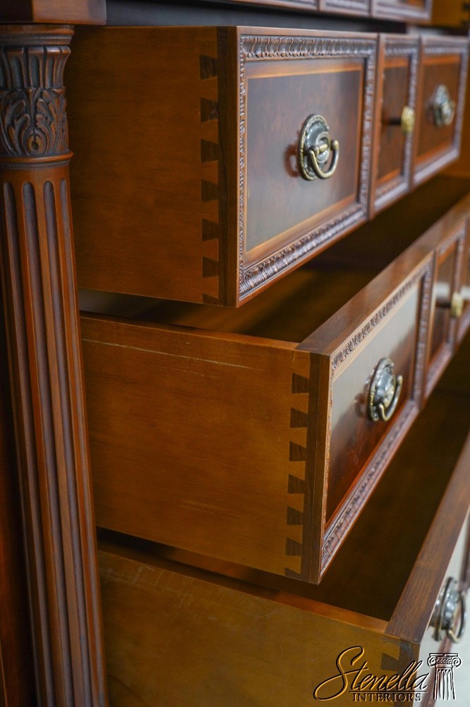 61039: CG CAPELLETTI Italian Classical Large Walnut Sideboard