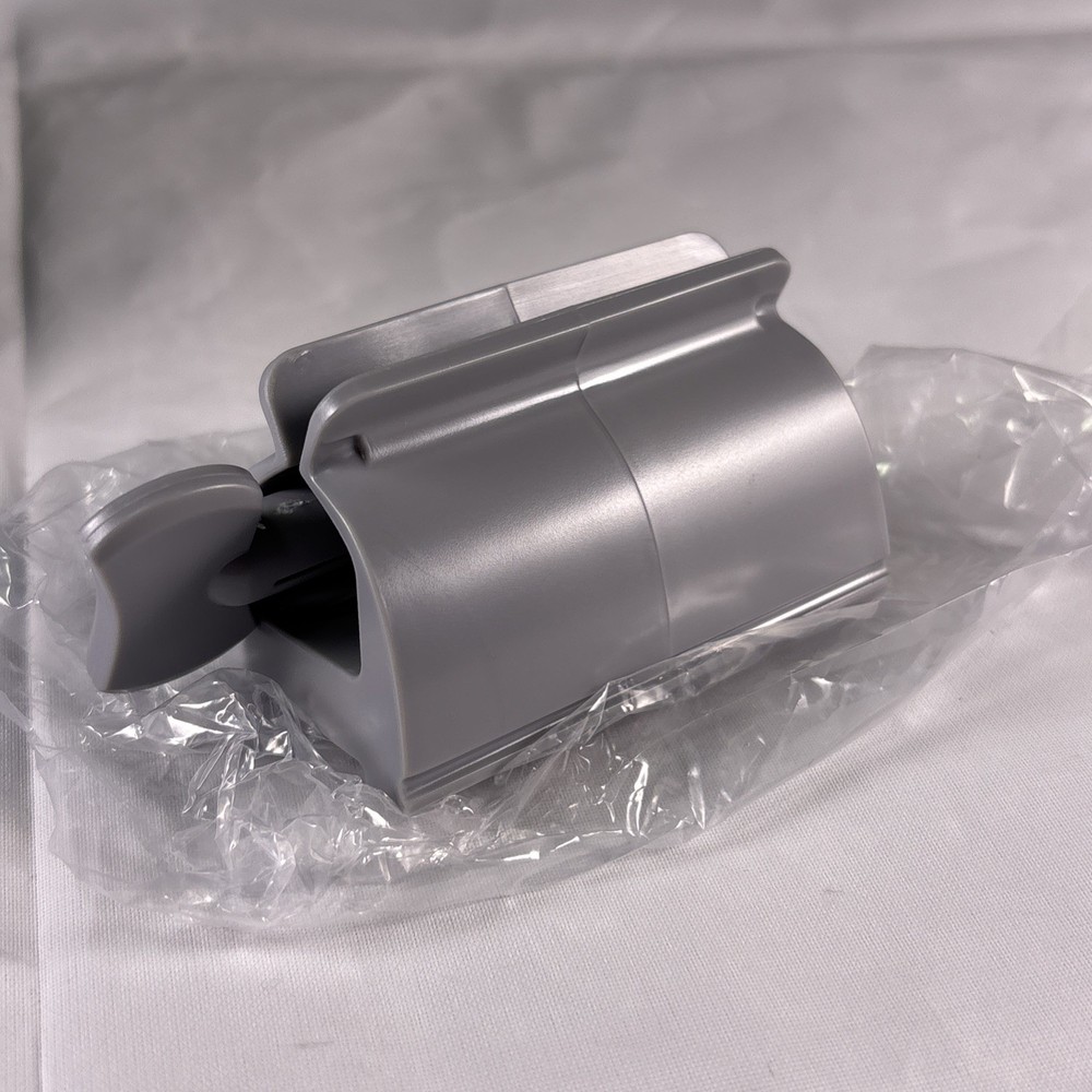 Plastic Tube Squeezer Toothpaste Dispenser Holder Rolling Bathroom Extract