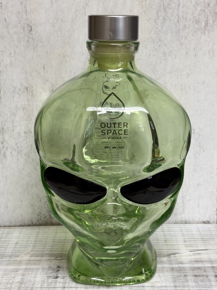 Outer Space Vodka ALIEN Head Green Glass EMPTY Bottle 750 ml. 7.5" Decanter COOL