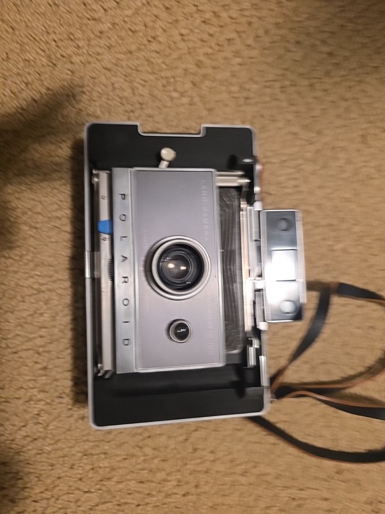 Polaroid Automatic 100 Land Camera Vintage with Manual