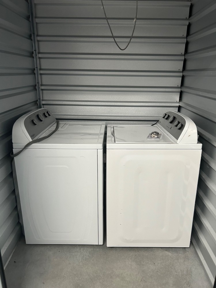 Whirpool washer and dryer set
