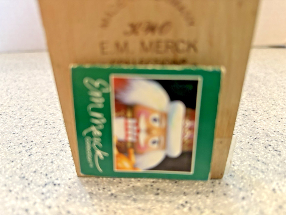 ORIGINAL E.M. MERCK FIRE MAN NUTCRACKER NWT GERMAN 11" FIREMAN