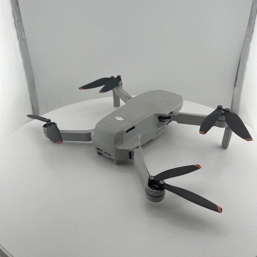 DJI Mini SE Camera Drone - BOUND