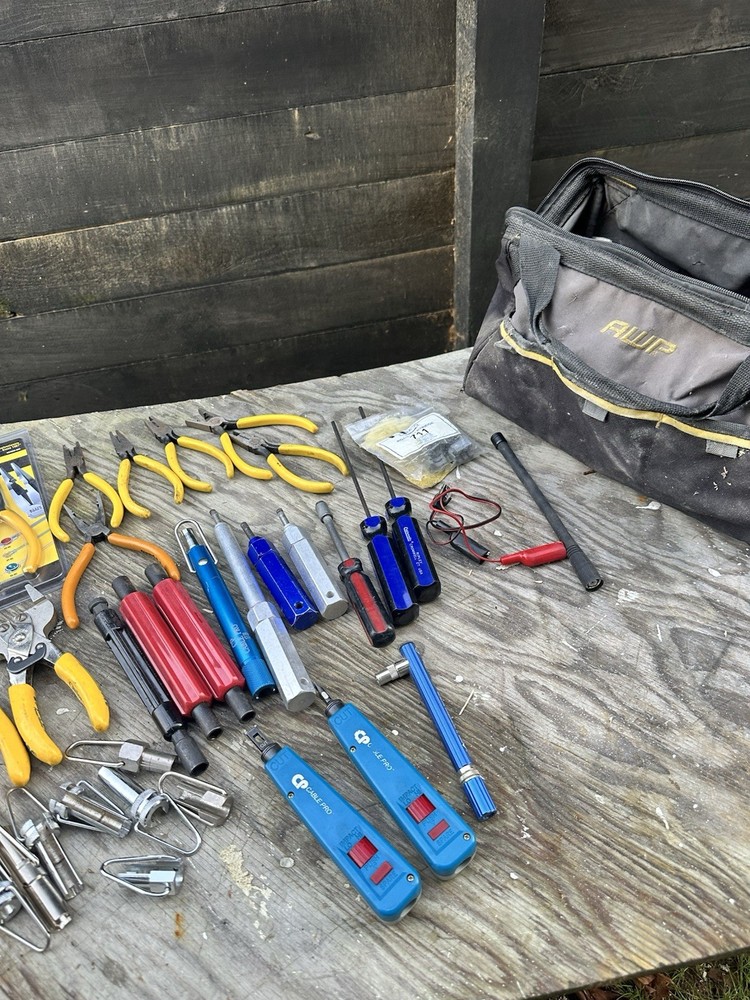 Telecom Tool Bag w/ Assorted Tools, Fluke, Klein