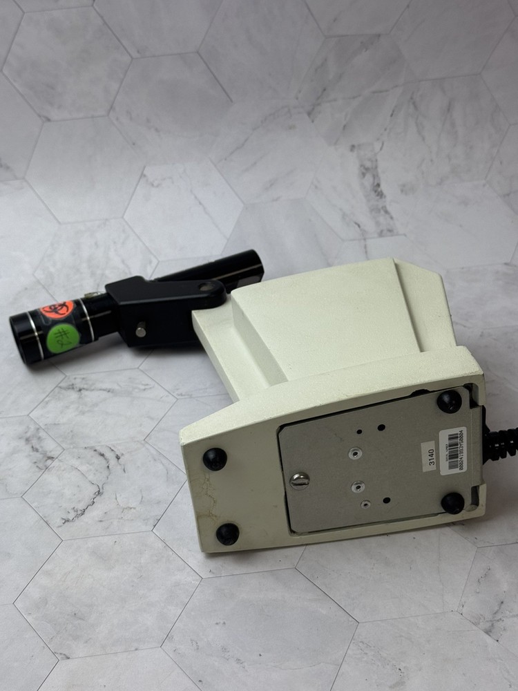 Leica 10406 Refractometer *Untested*