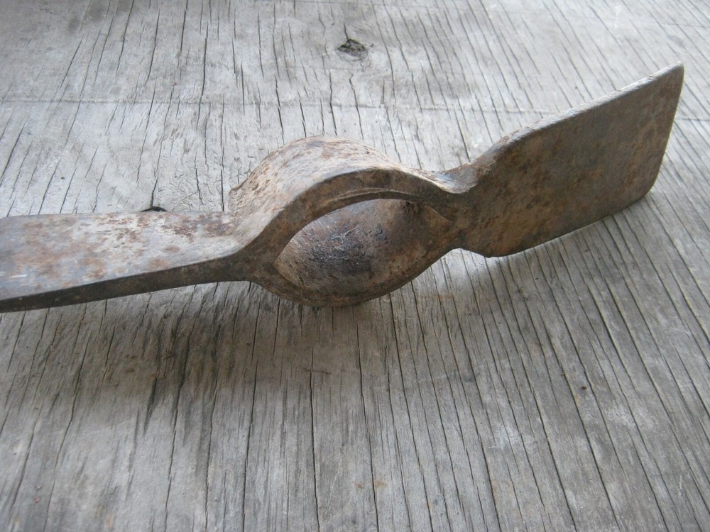 Rusty Rustic Original Vintage Primitive Metal PICK no handle