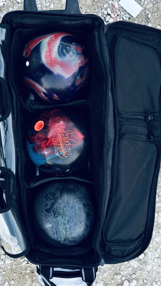 Storm Rolling Thunder 3-Ball Roller Bowling Bag Blue Carry Handle Wheels