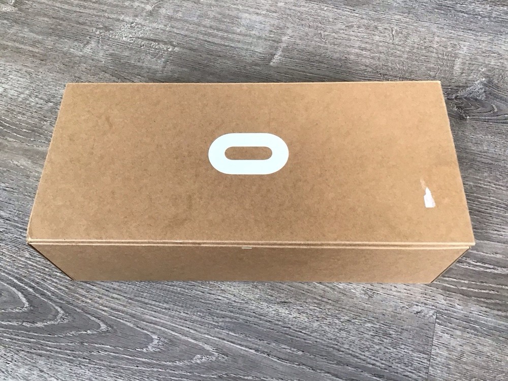 Meta Quest 2 Headset and Right Controller In Original Box Tested Working