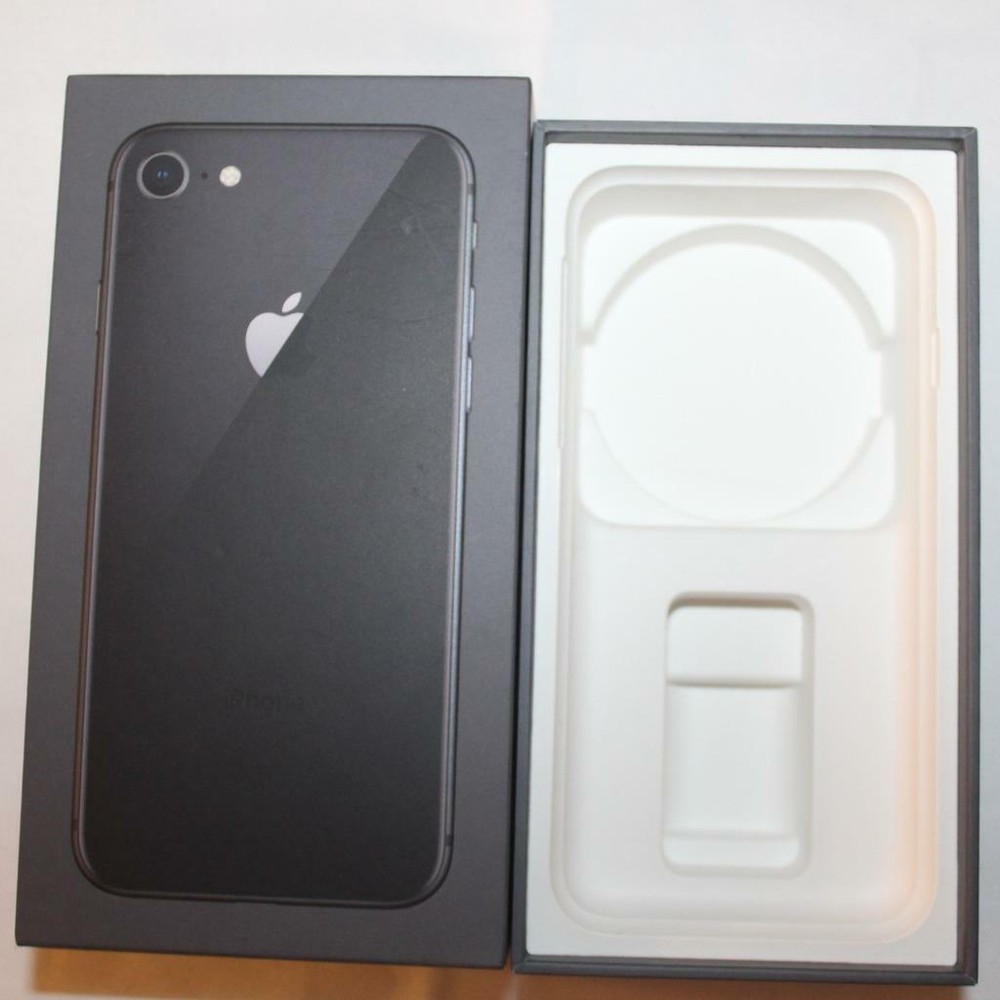 Three (3) EMPTY Apple iPhone Boxes iPhone 6 Xs Max & 8 Paperwork Earpods Holder