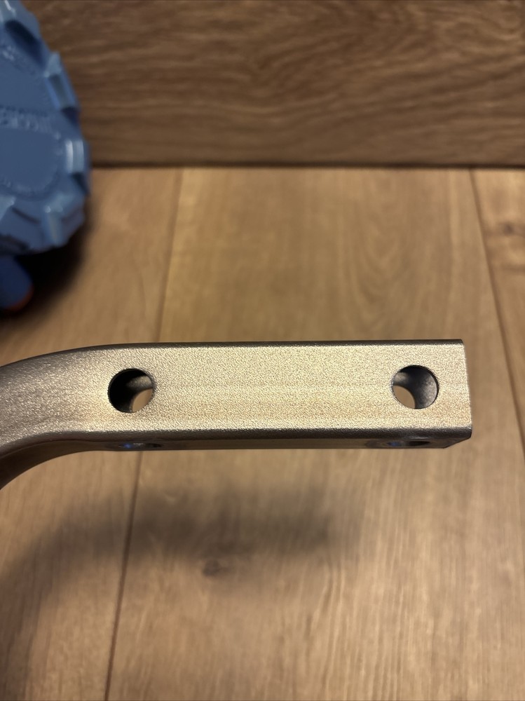 Rosemount 8732EM Flow Transmitter with HART Protocol 8732EMR1A1N5M4