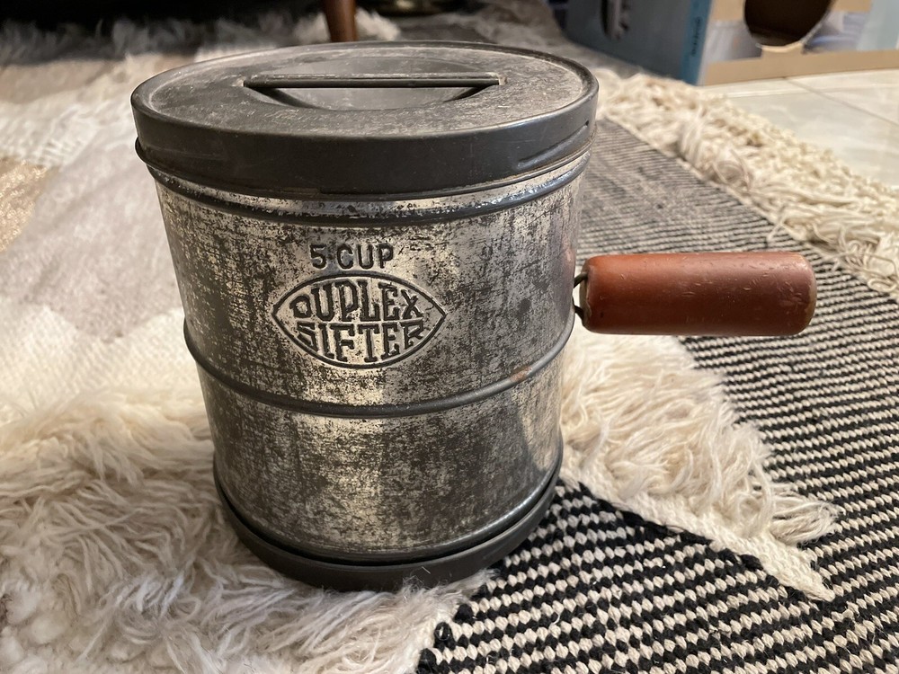 Duplex Five Cup Sifter, Wood Handle, Antique Vintage