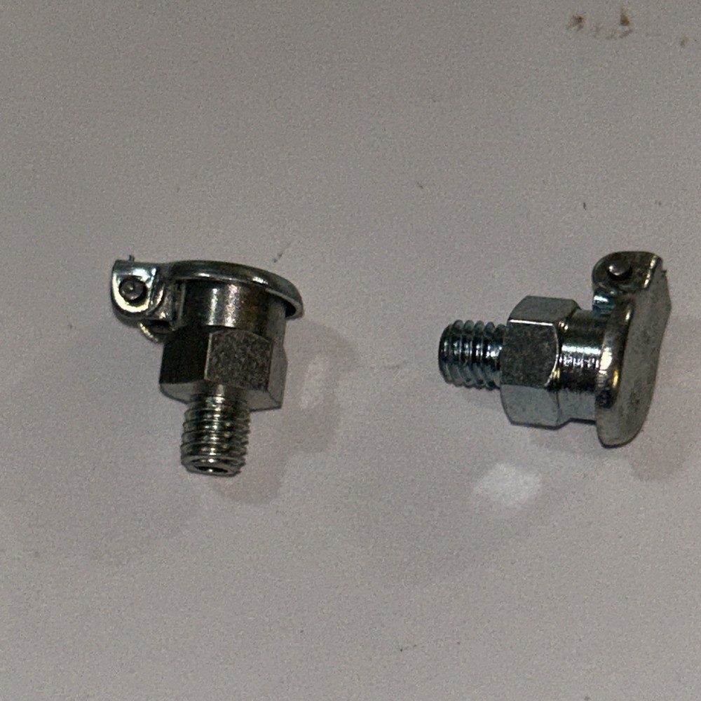 597772 Oil Cup Straight