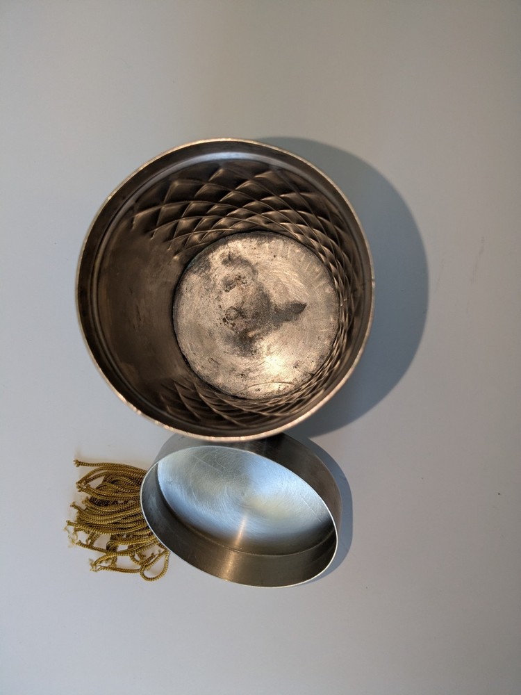 Decorative Round Metal Storage Tin