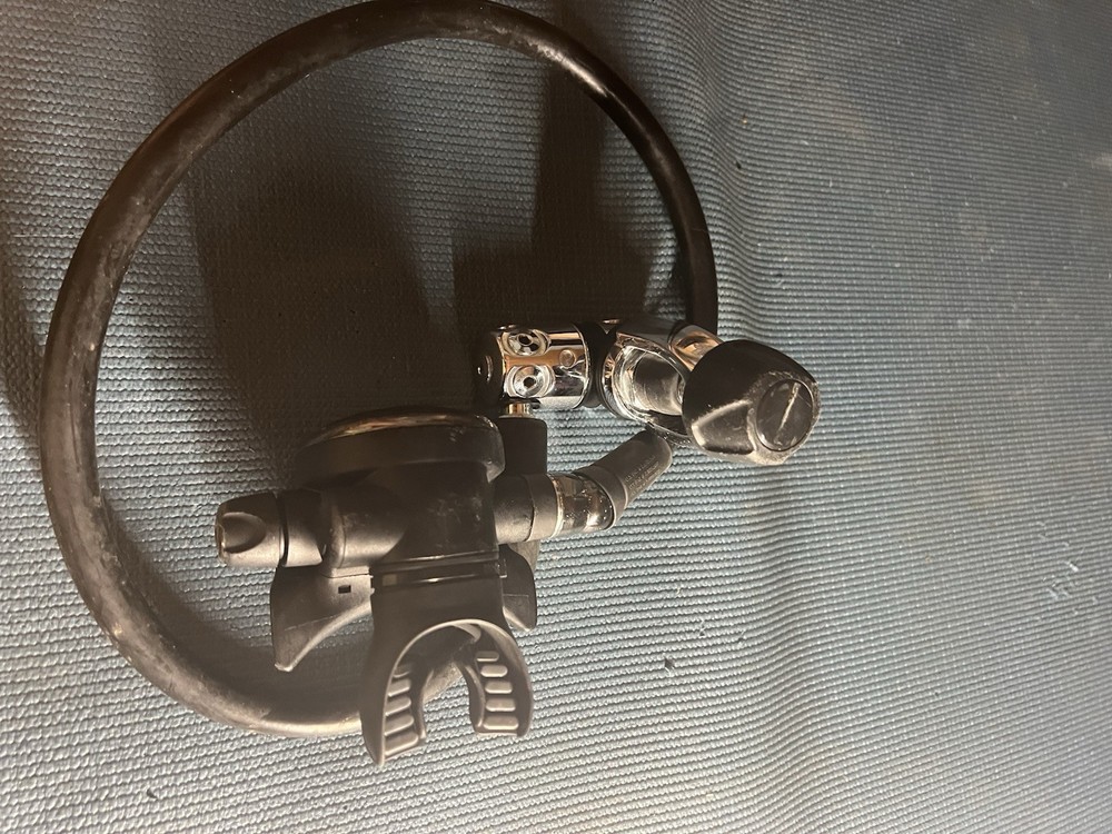 atomic aquatics regulator Z3 Used