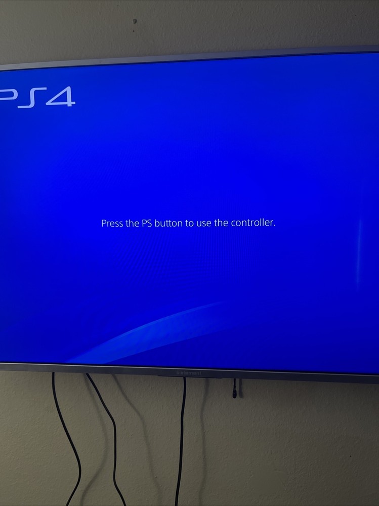 ps4 1tb bundle 2 Controllers All Cords And Multiple Games