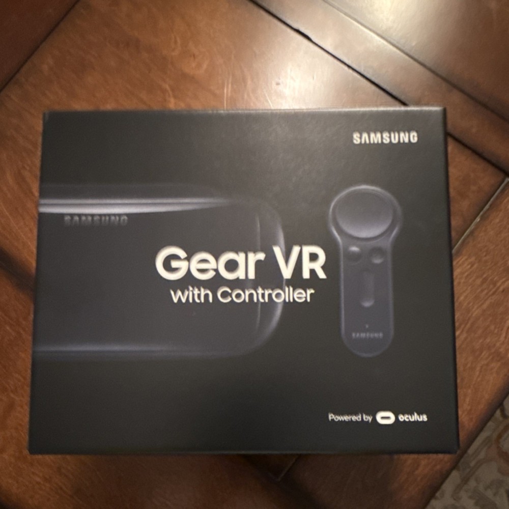 Samsung Gear Vr With Controller  Open Box Powered By Oculus