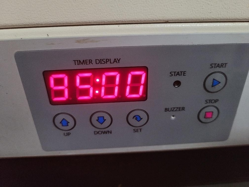 A-Protech Service OCTA Hot Plate – Used Powers On Heats (warms up) -- Read