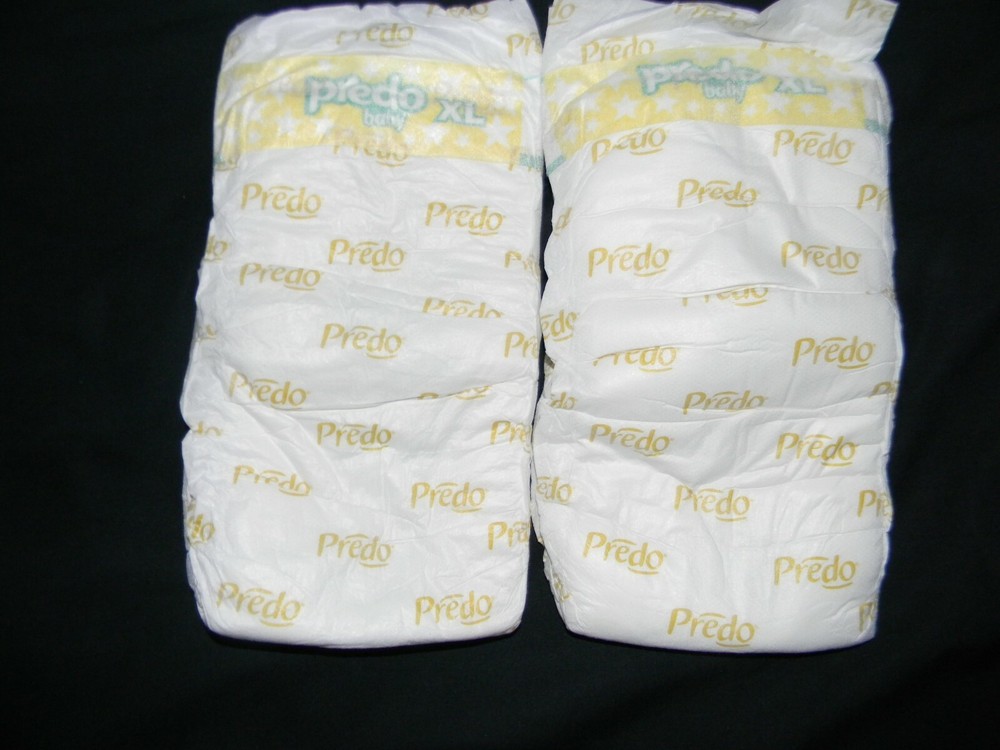 4 sample Predo baby size 6 over 35+Lbs